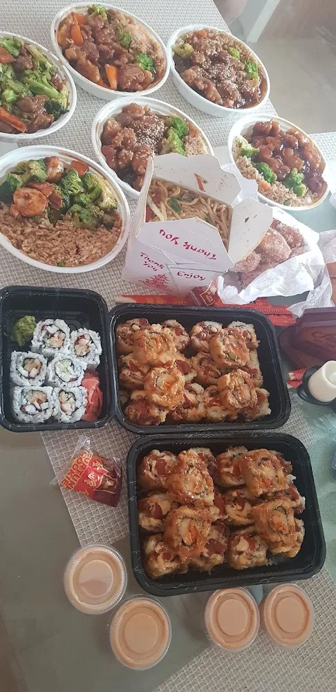 House Special Lo Mein